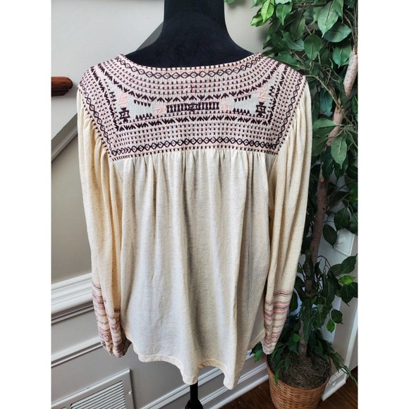 Lucky Brand Women Cream Polyester Round Neck Long Sleeve Pullover Blouse Size M - Picture 7 of 11